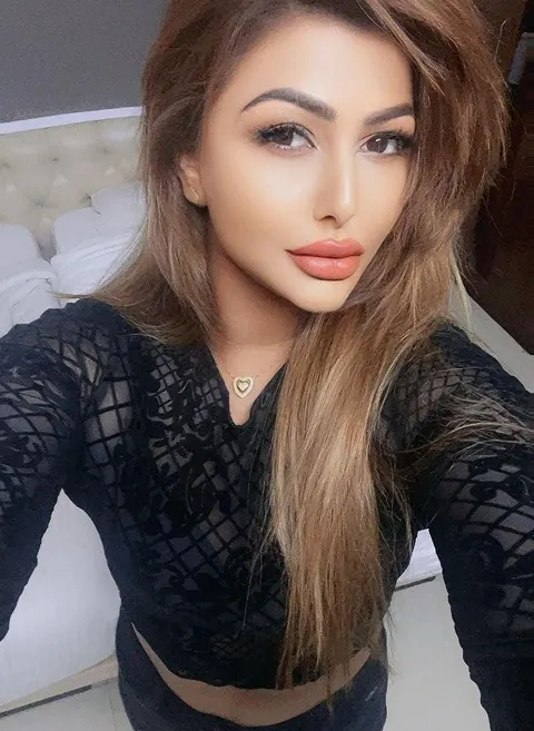 Bangalore Escort Vamika