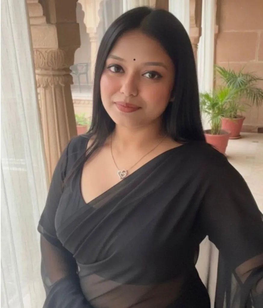 Bangalore Escort Ezhilinila