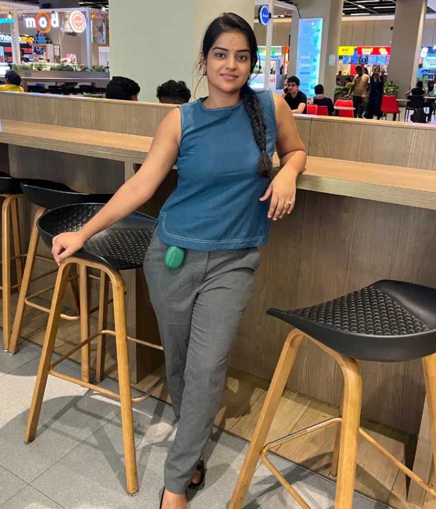 Bangalore Call Girl Disha Bangalore Escort Disha